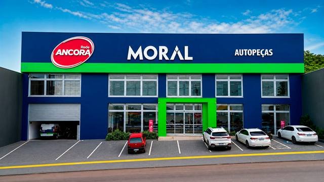 Fachada principal da Moral Autopeças